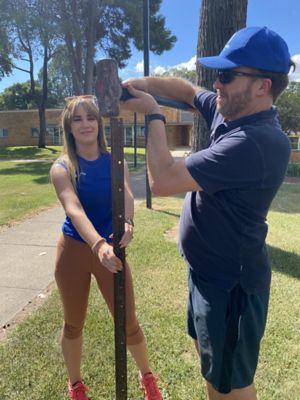 Amelia Dennis & Nick Koch of Corteva helping to set up the Active Farmers course