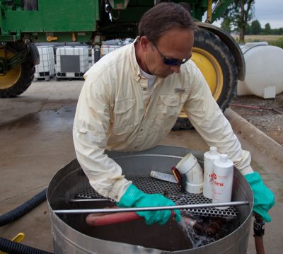 Herbicide mixing