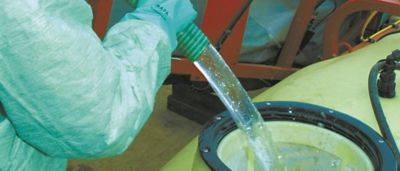 filling sprayer tank