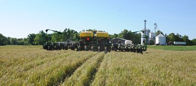 Sprayer in cover crops