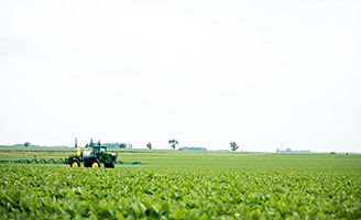 Sprayer in field horizon