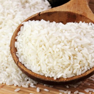close up of bowl of white rice