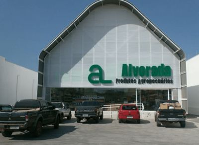 Fachada da Alvorada Produtos Agropecuários em Três Lagoas (MS)