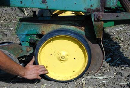 Photo - Gauge wheel spun by hand