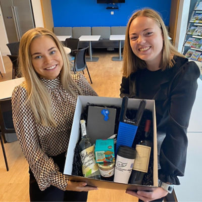 Gift box image for monthly sign up campaign