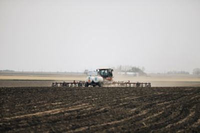 Applying anhydrous