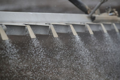Nitrogen spreader
