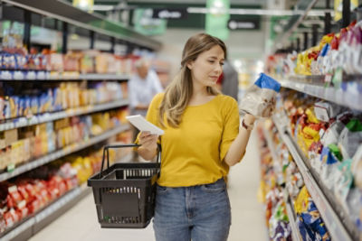 woman shopping for groceries