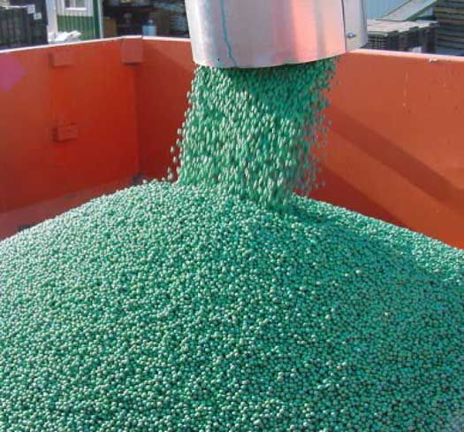 DuPont Pioneer uses the latest in seed handling technology to keep seed damage to a minimum and enhance the quality of the seed.