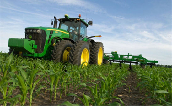 Side-dress application of anhydrous ammonia at the V5 to V6 corn growth stage