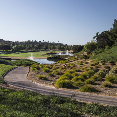 Image of golf course with fountains
