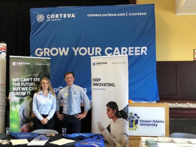 Hollie Hunter and Scott Hayles